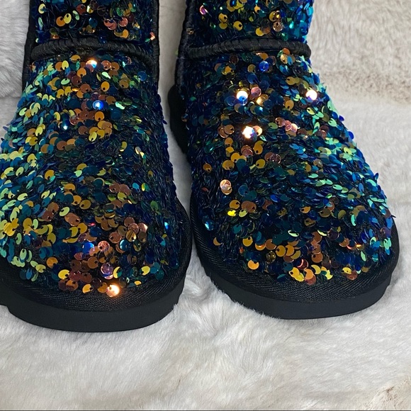 UGG - Picture 4 of 9